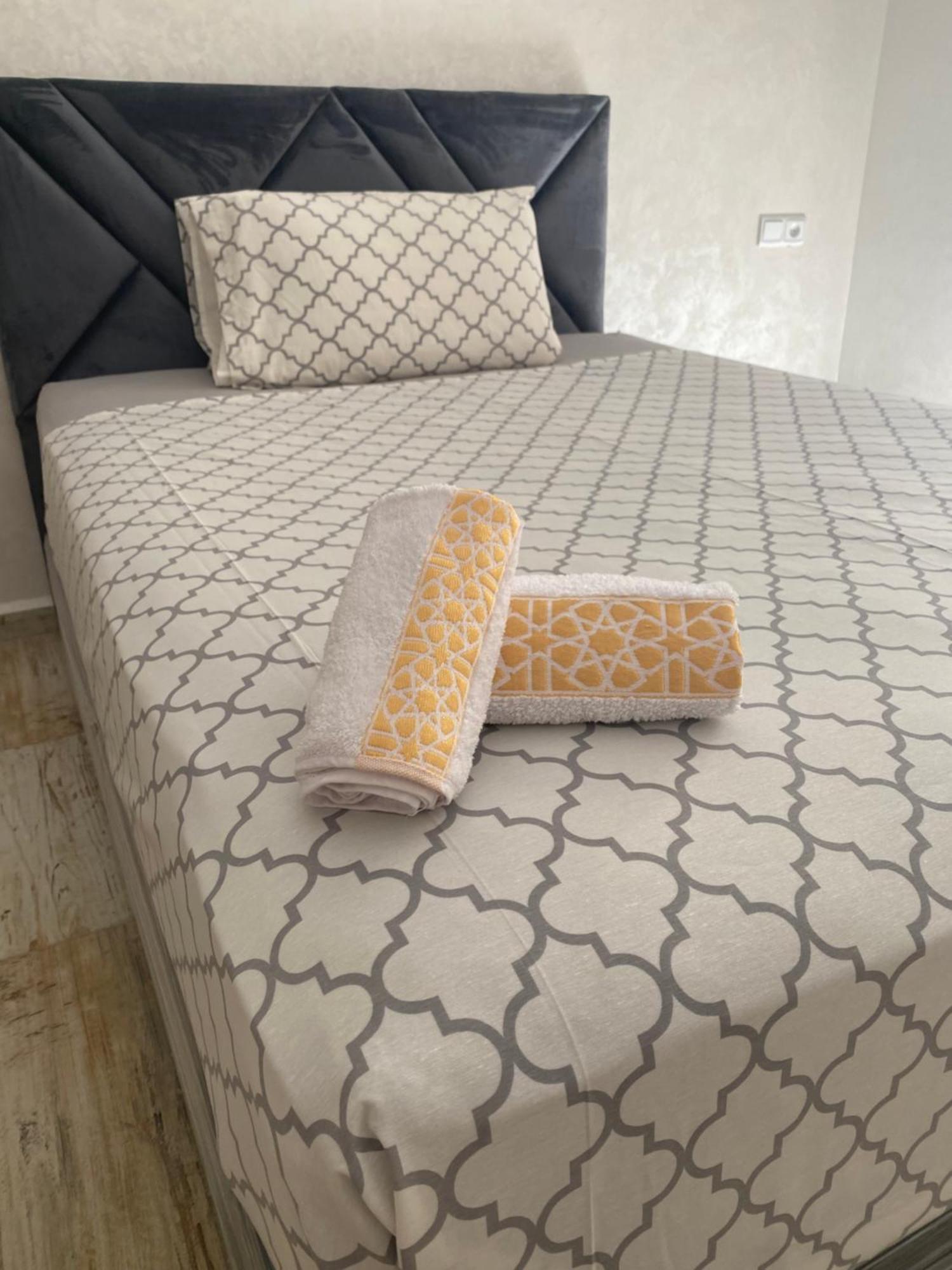 Bel Appartement De Plage - Rdc - Dahomey Beach Bouznika Esterno foto